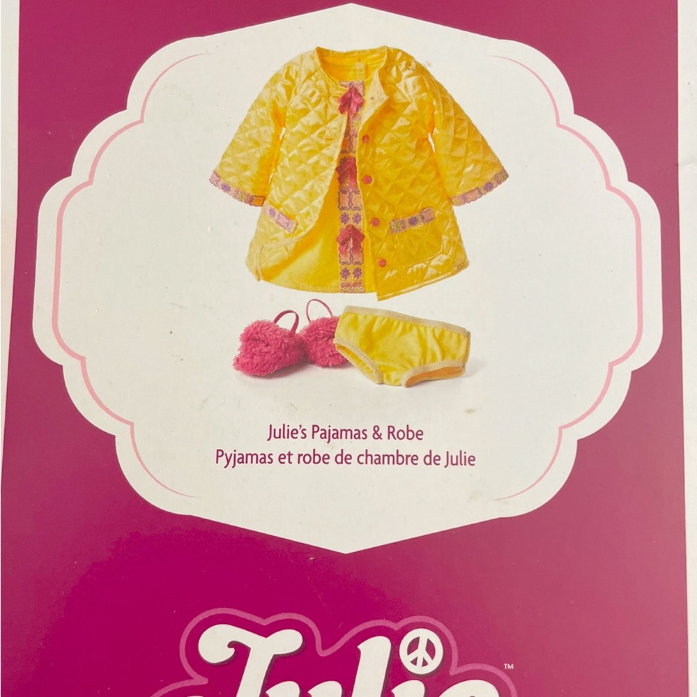 Julie’s robe, pajamas, and slippers.